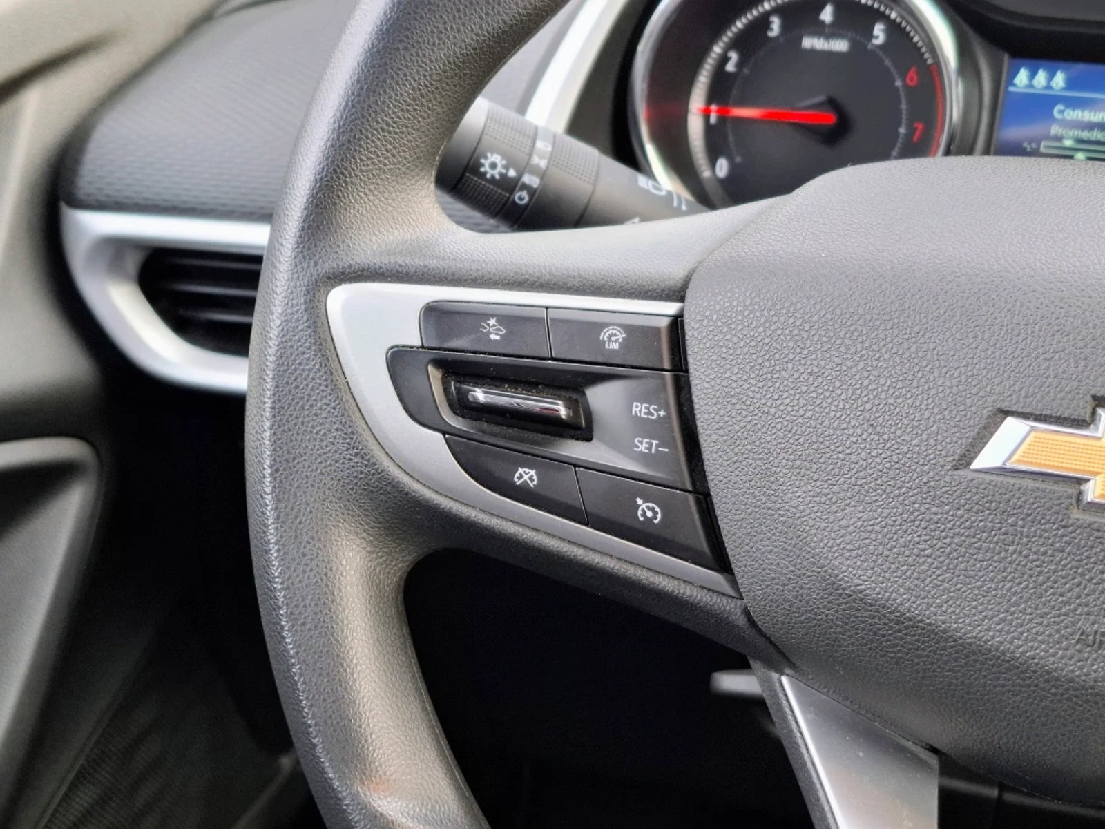CHEVROLET TRACKER 2025 - Imagen 13 de 20