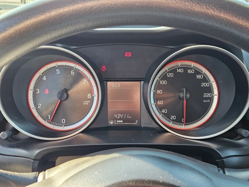 Suzuki Swift 2023 - Imagen 15 de 20