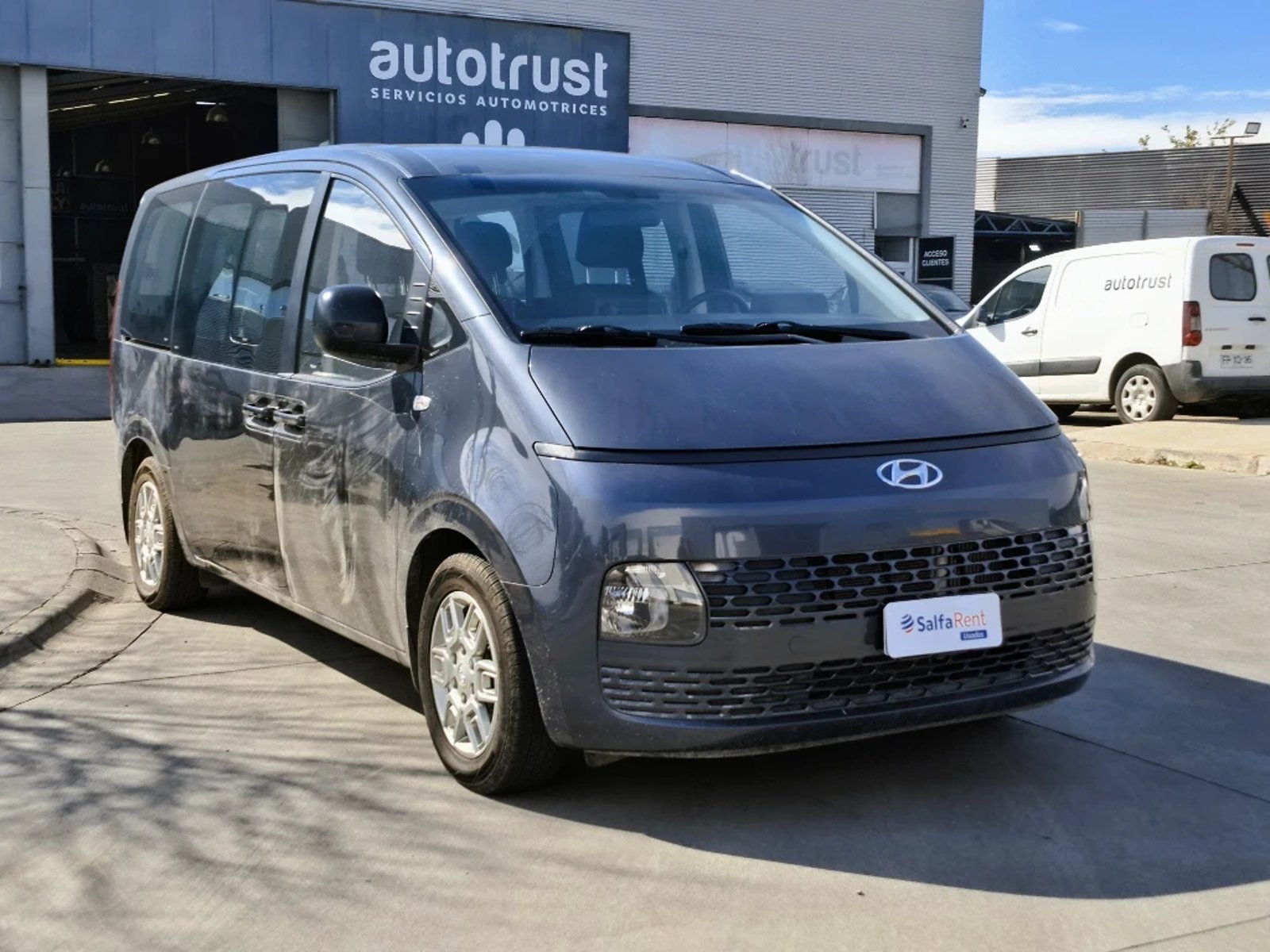 Hyundai Staria 2024 - Imagen 3 de 20