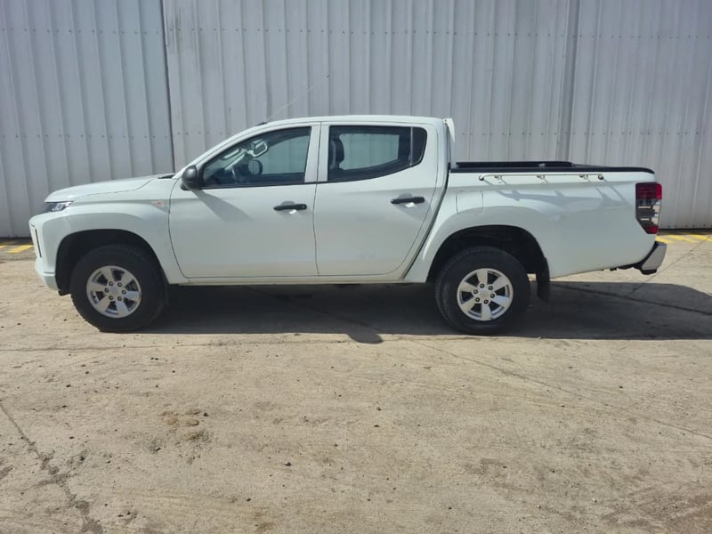 Mitsubishi L200 2022 - Imagen 8 de 20