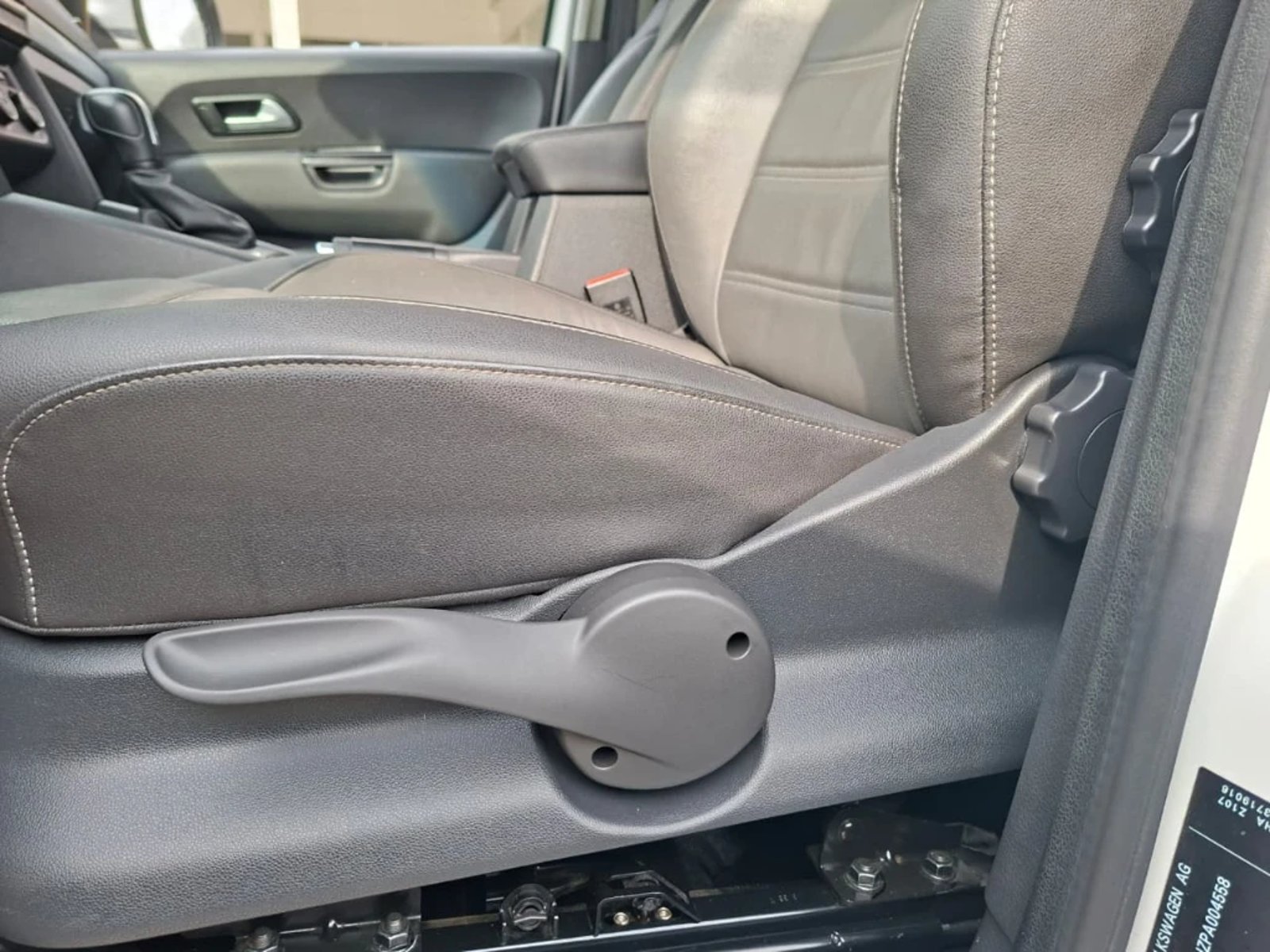VOLKSWAGEN AMAROK 2023 - Imagen 15 de 20