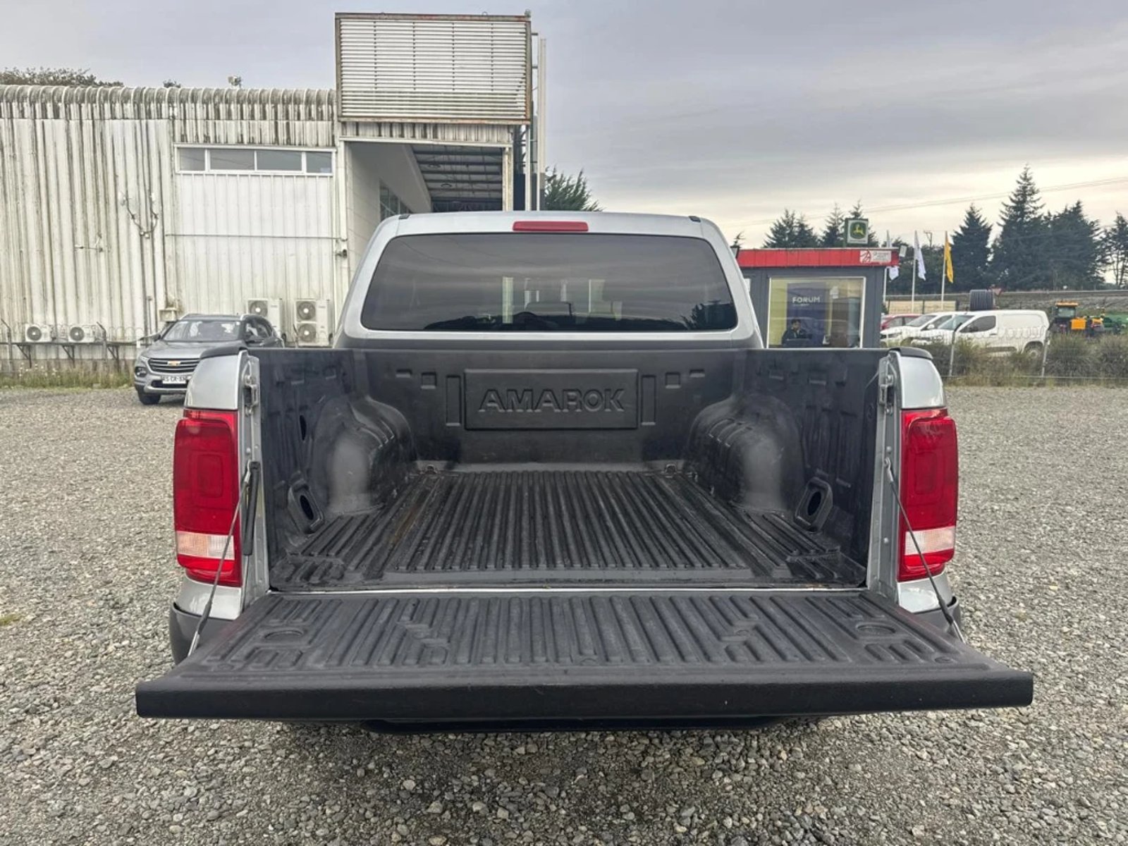 VOLKSWAGEN AMAROK 2023 - Imagen 7 de 20