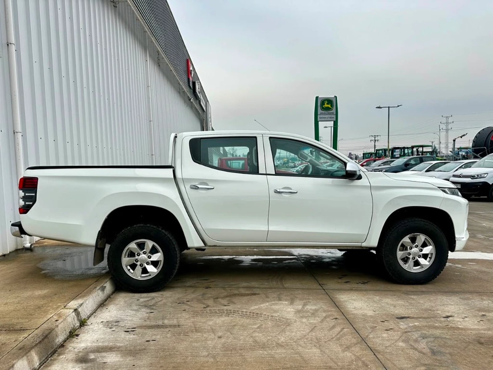 Mitsubishi L200 2023 - Foto 5 de 20
