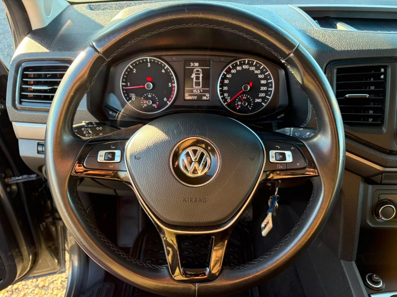 Volkswagen Amarok 2023 - Imagen 17 de 20