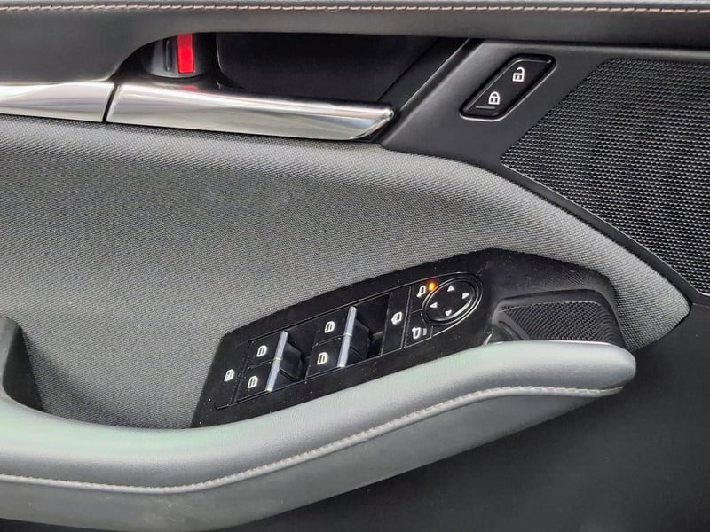 Mazda 3 sport 2024 - Imagen 13 de 20