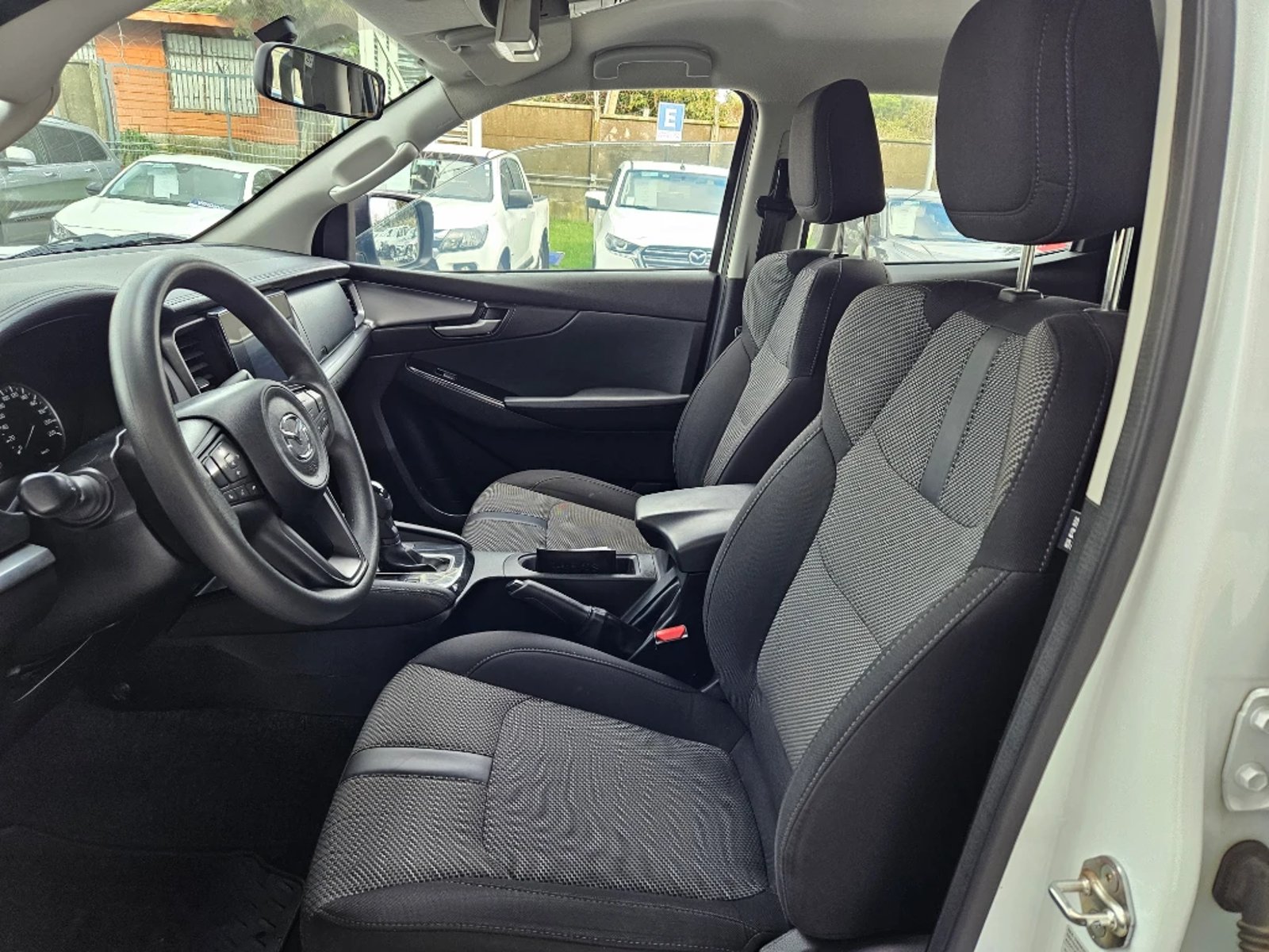 Mazda Bt-50 2024 - Imagen 16 de 20