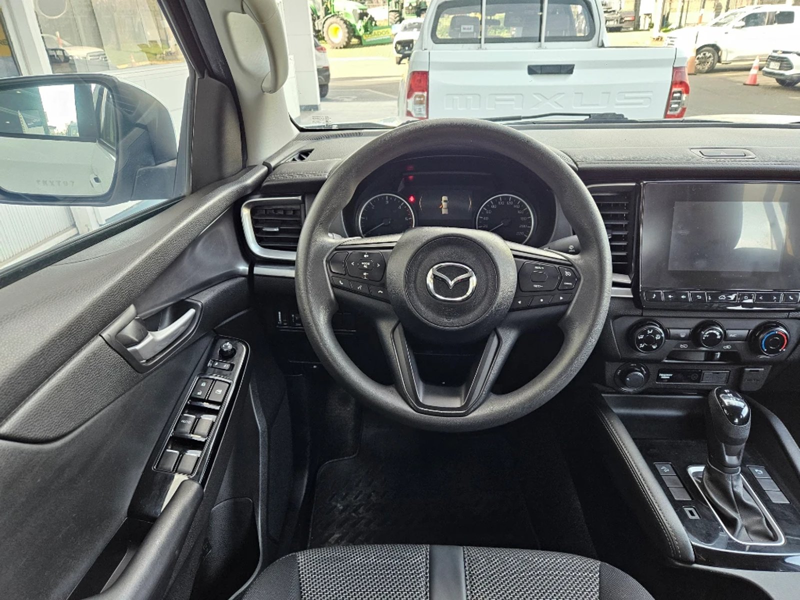 Mazda Bt-50 2024 - Imagen 14 de 20