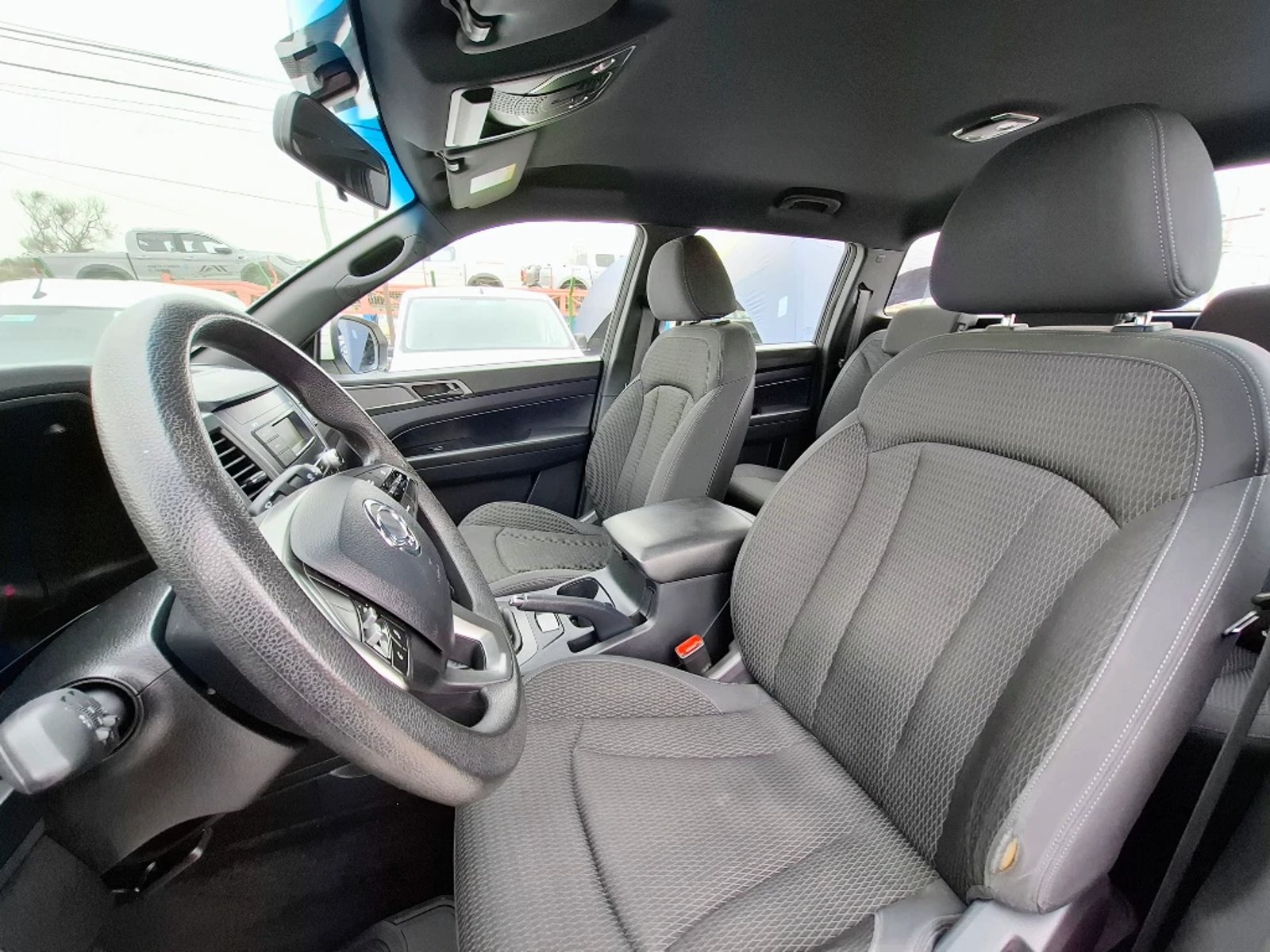 SSANGYONG GRAND MUSSO 2023 - Imagen 11 de 20