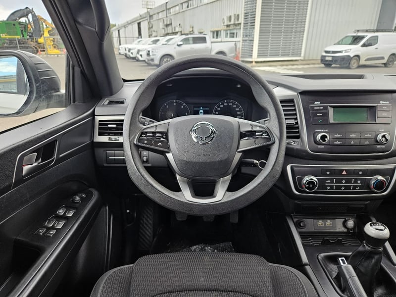 SsangYong Grand musso 2023 - Imagen 13 de 20