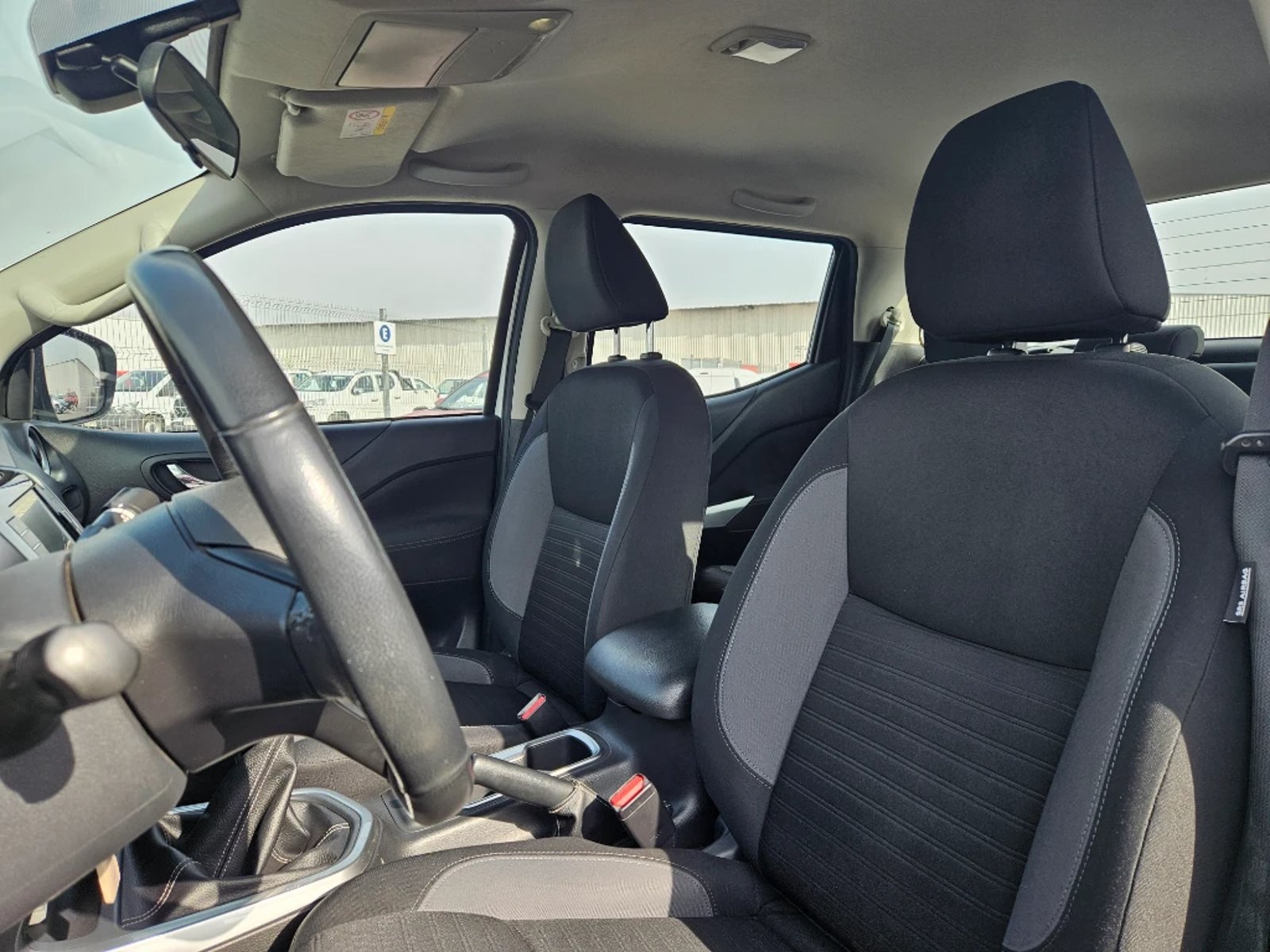 NISSAN NAVARA 2023 - Imagen 12 de 20