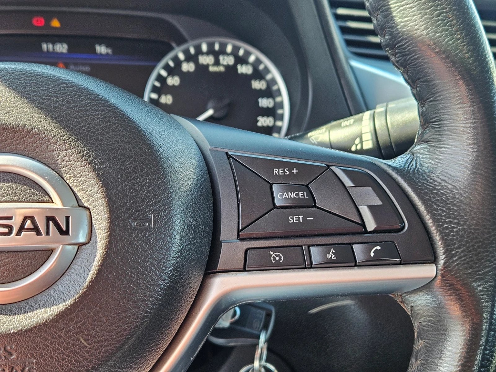 NISSAN NAVARA 2023 - Imagen 16 de 20