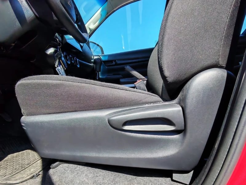 Toyota Hilux 2023 - Imagen 13 de 20