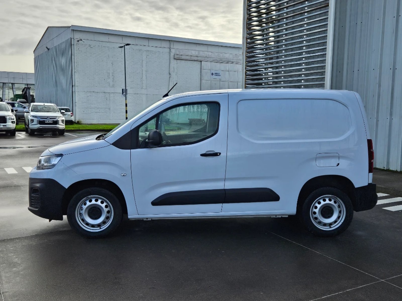 Citroën Berlingo 2024 - Imagen 8 de 20