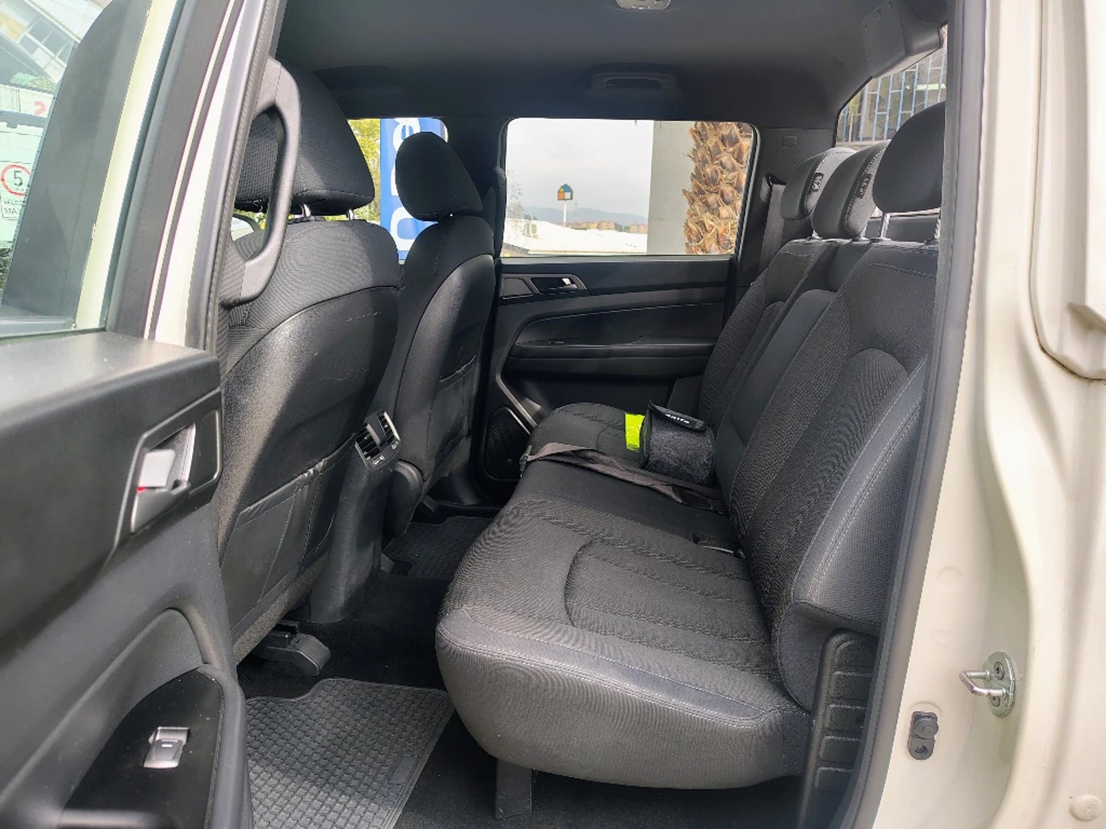 SSANGYONG GRAND MUSSO 2023 - Imagen 8 de 20
