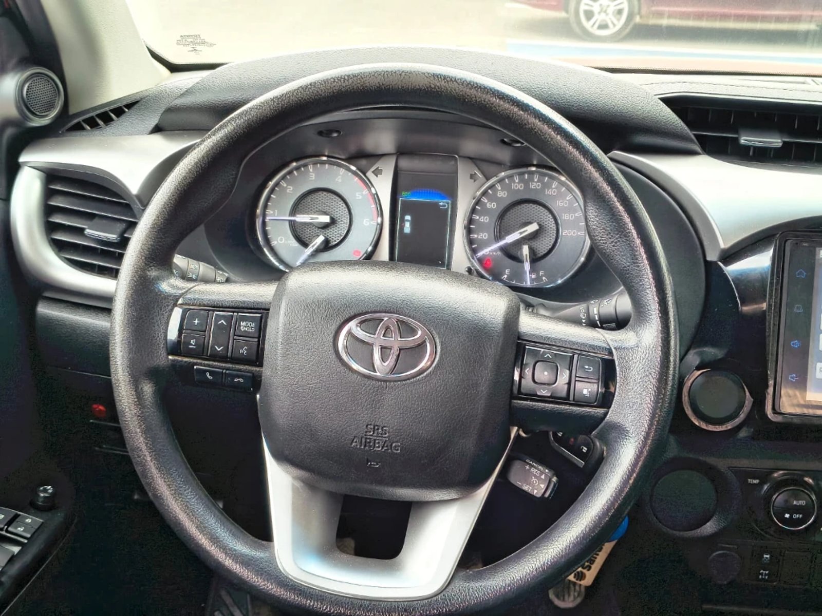 Toyota Hilux 2022 - Imagen 16 de 20