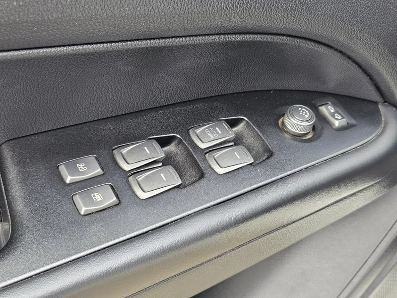 SsangYong Grand musso 2023 - Imagen 18 de 20