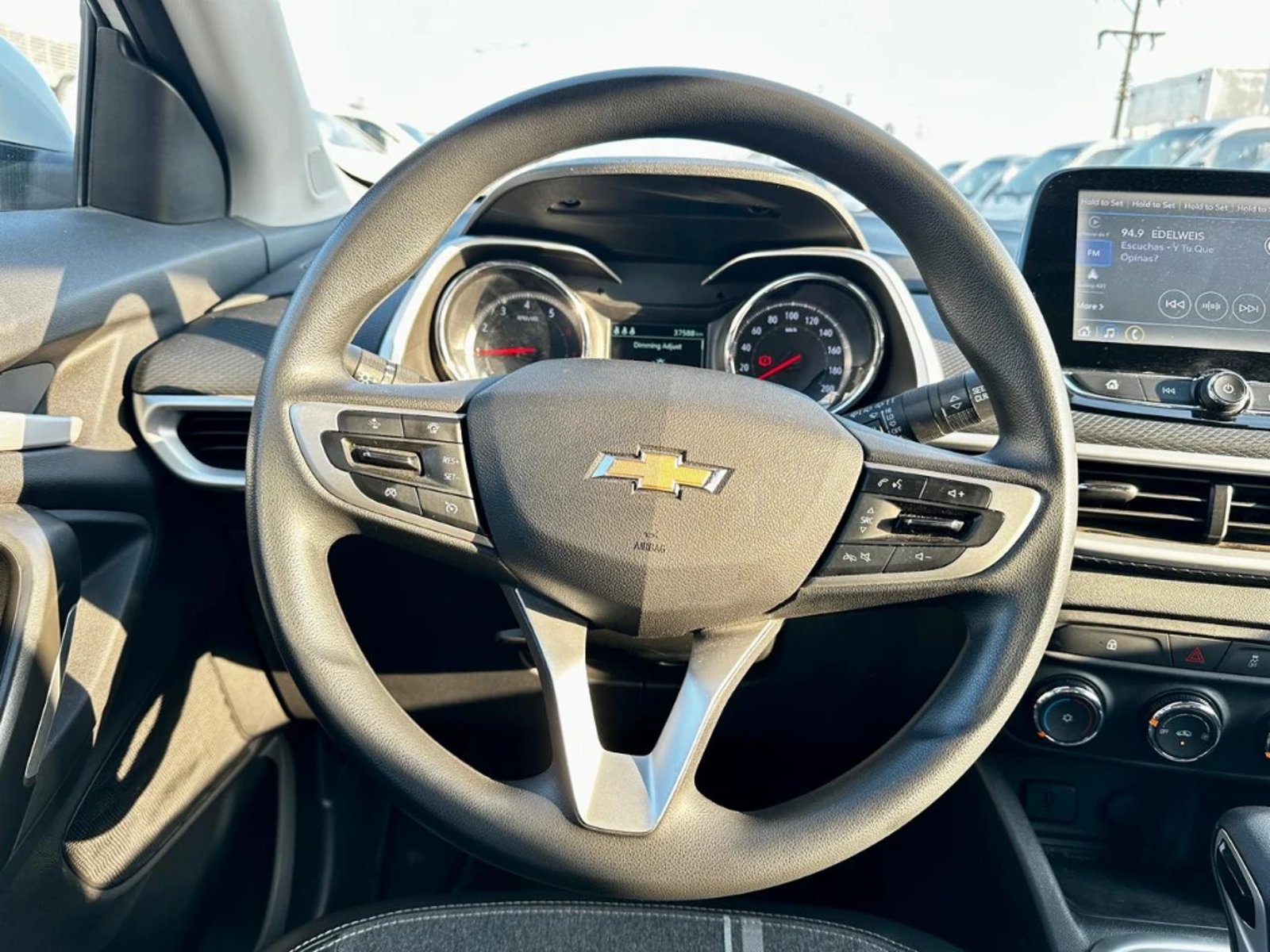 CHEVROLET TRACKER 2025 - Imagen 12 de 20