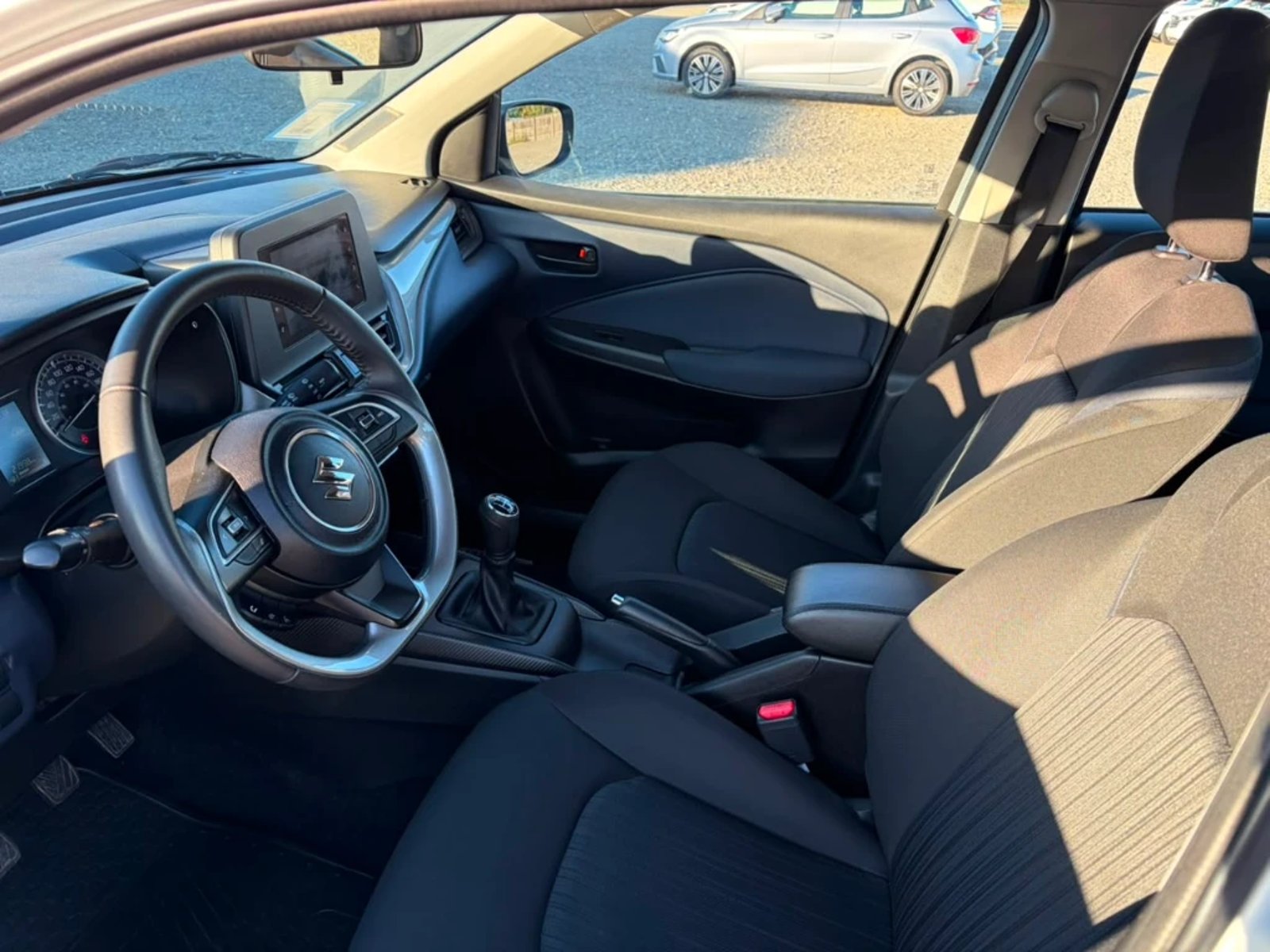 Suzuki Baleno 2025 - Imagen 13 de 20