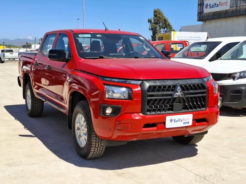 Mitsubishi L200 2024 - Imagen 3 de 20