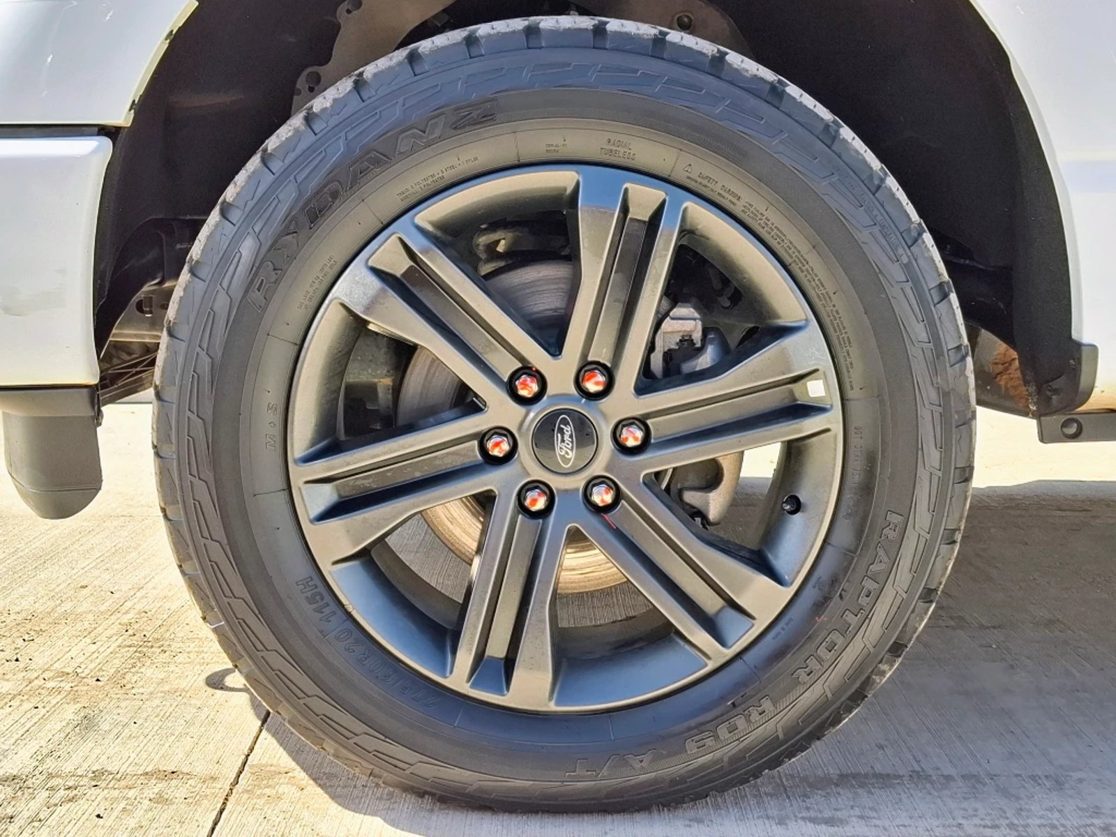 Ford F-150 2023 - Imagen 8 de 20