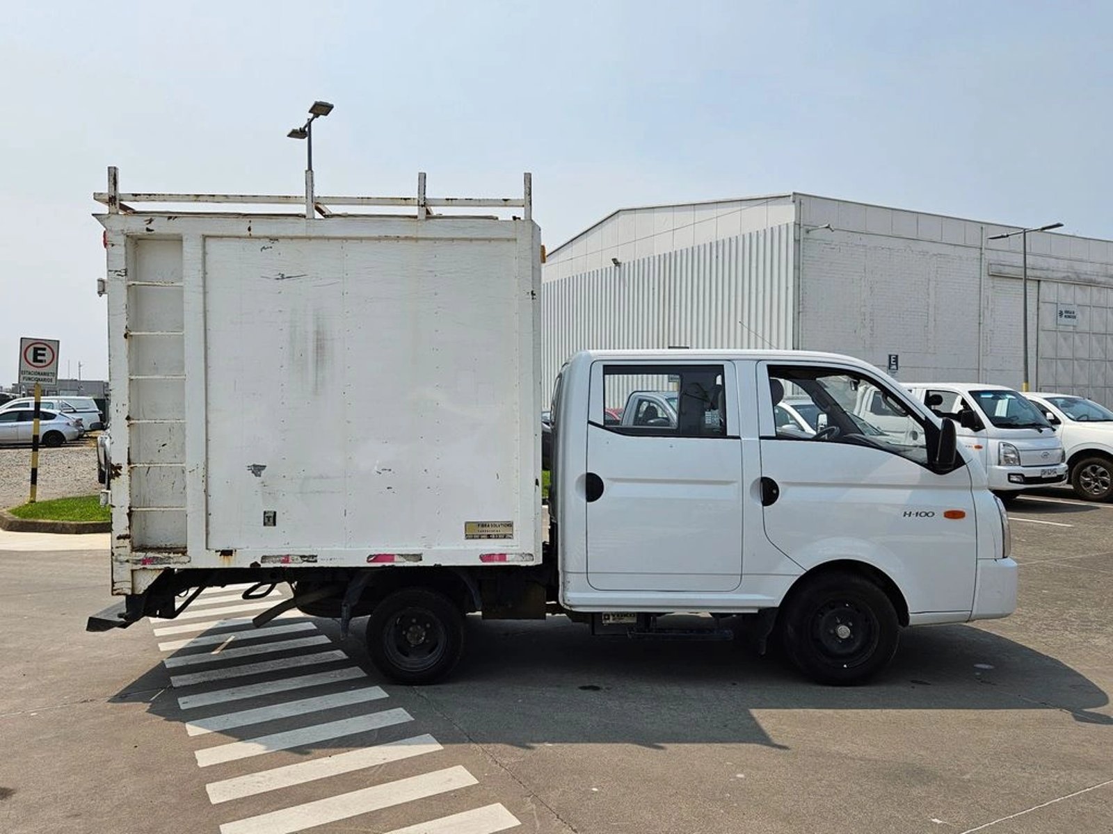 HYUNDAI PORTER 2023 - Imagen 6 de 20