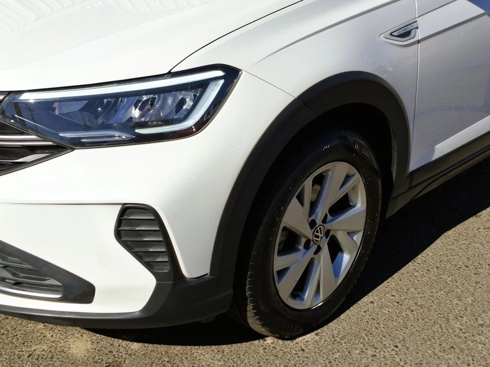 VOLKSWAGEN NIVUS 2023 - Imagen 9 de 20
