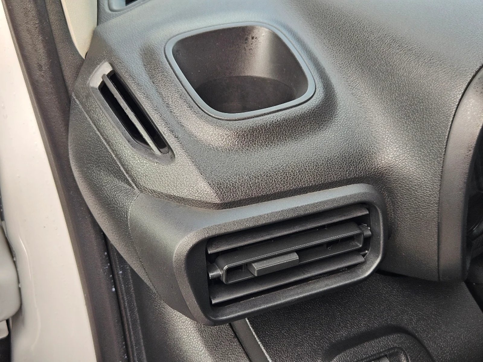 Citroën Berlingo 2024 - Imagen 15 de 20