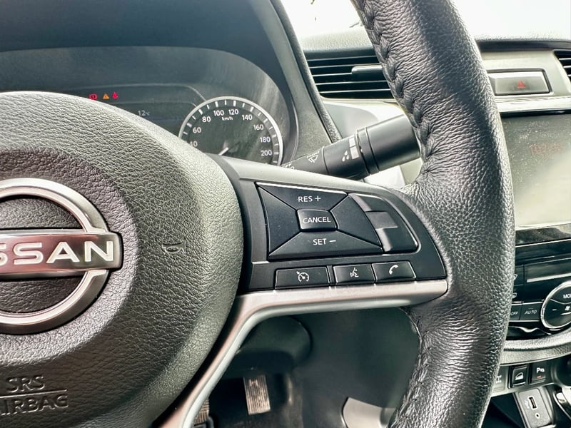 Nissan Navara 2023 - Imagen 18 de 20