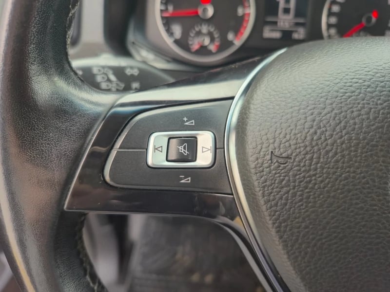 Volkswagen Amarok 2023 - Imagen 18 de 20