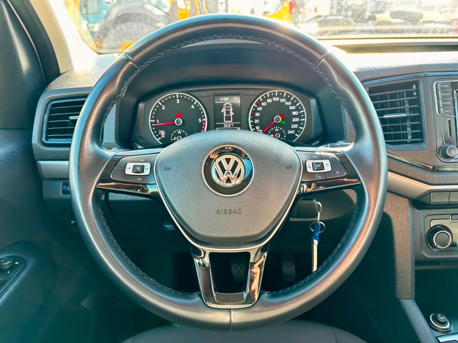 Volkswagen Amarok 2023 - Imagen 18 de 20