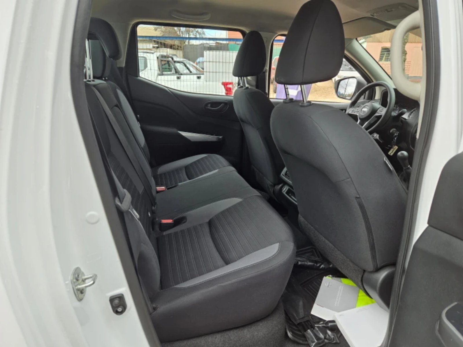NISSAN NAVARA 2023 - Imagen 8 de 20