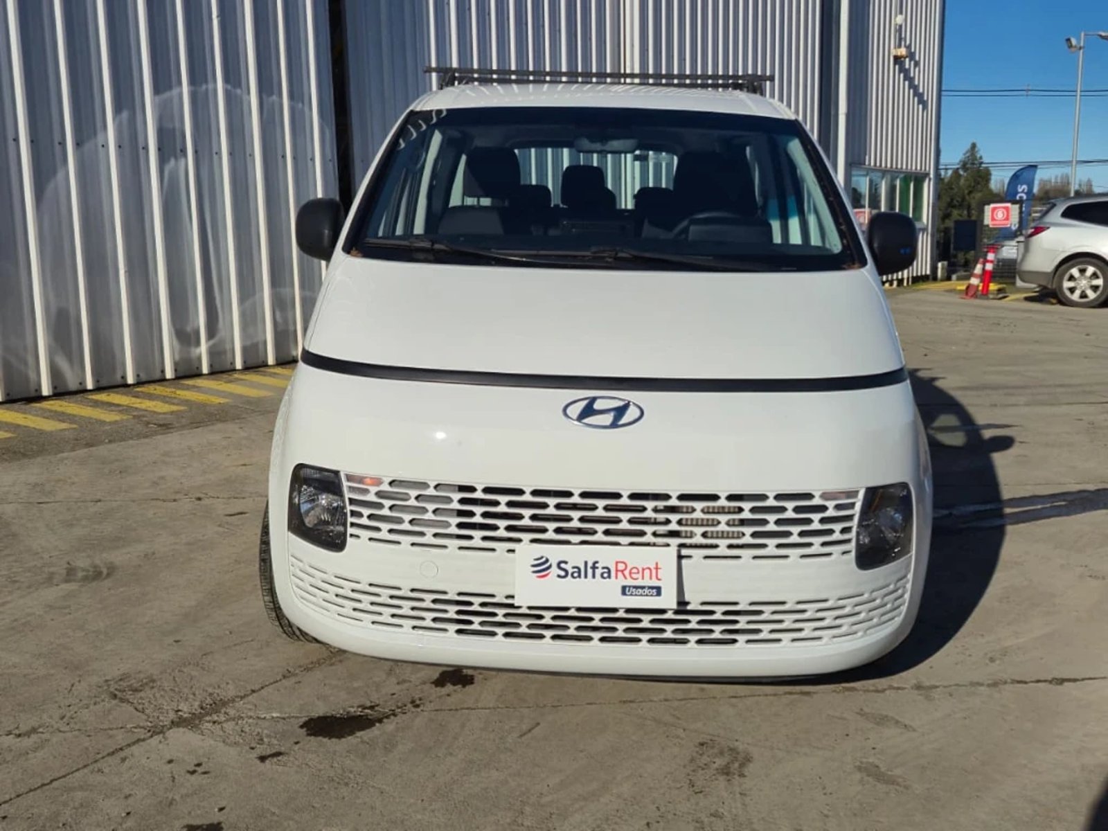 Hyundai Staria furgón 2024 - Foto 2 de 20