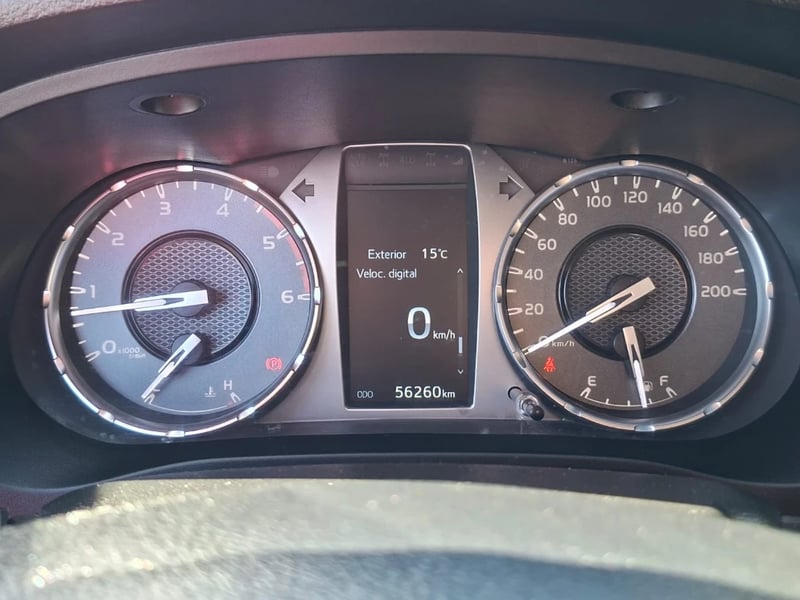 Toyota Hilux 2024 - Imagen 20 de 20