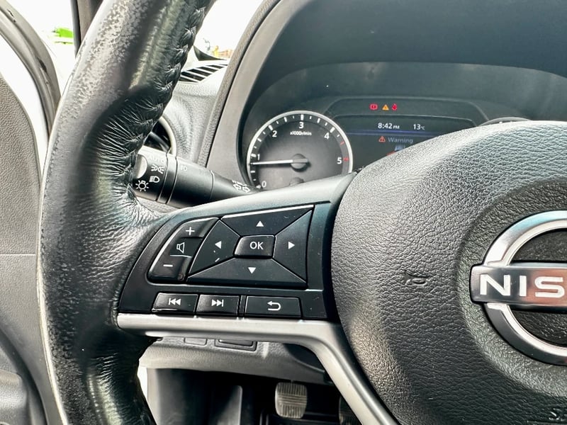 Nissan Navara 2023 - Imagen 17 de 20
