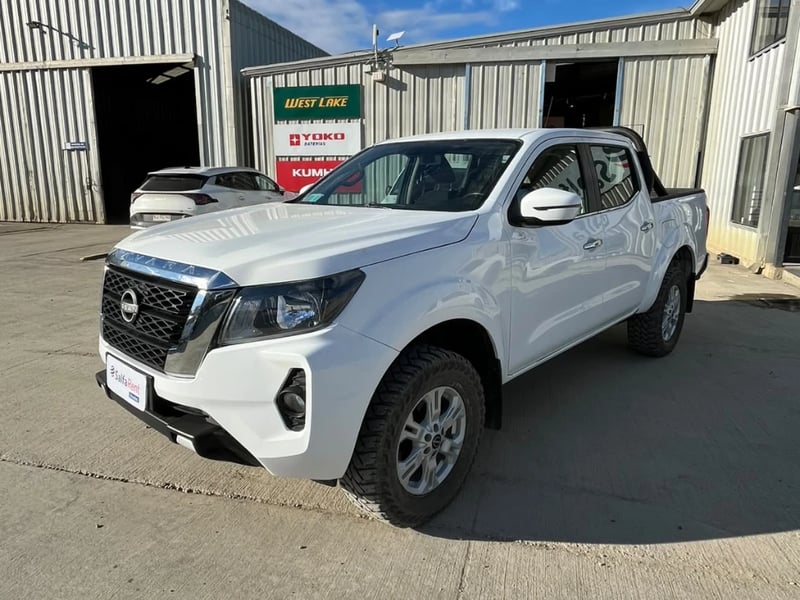 Nissan Navara 2023