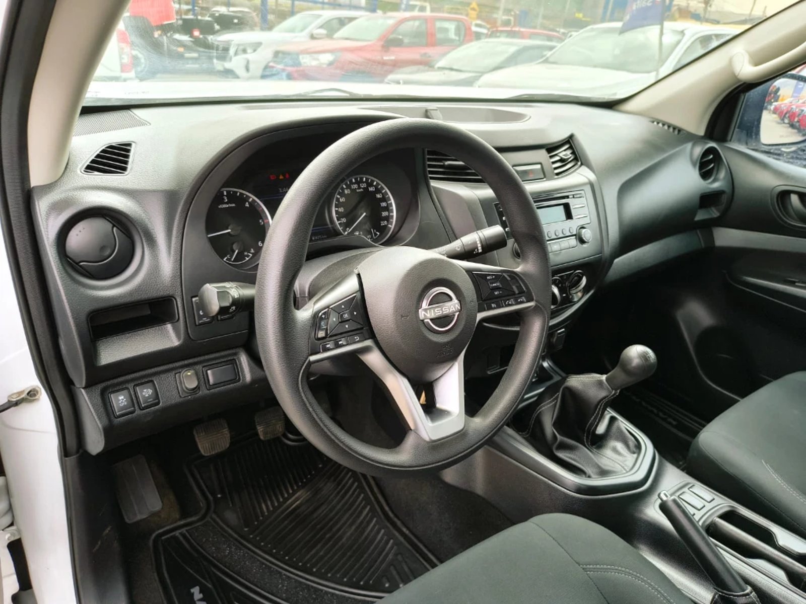 NISSAN NAVARA 2023 - Imagen 14 de 20