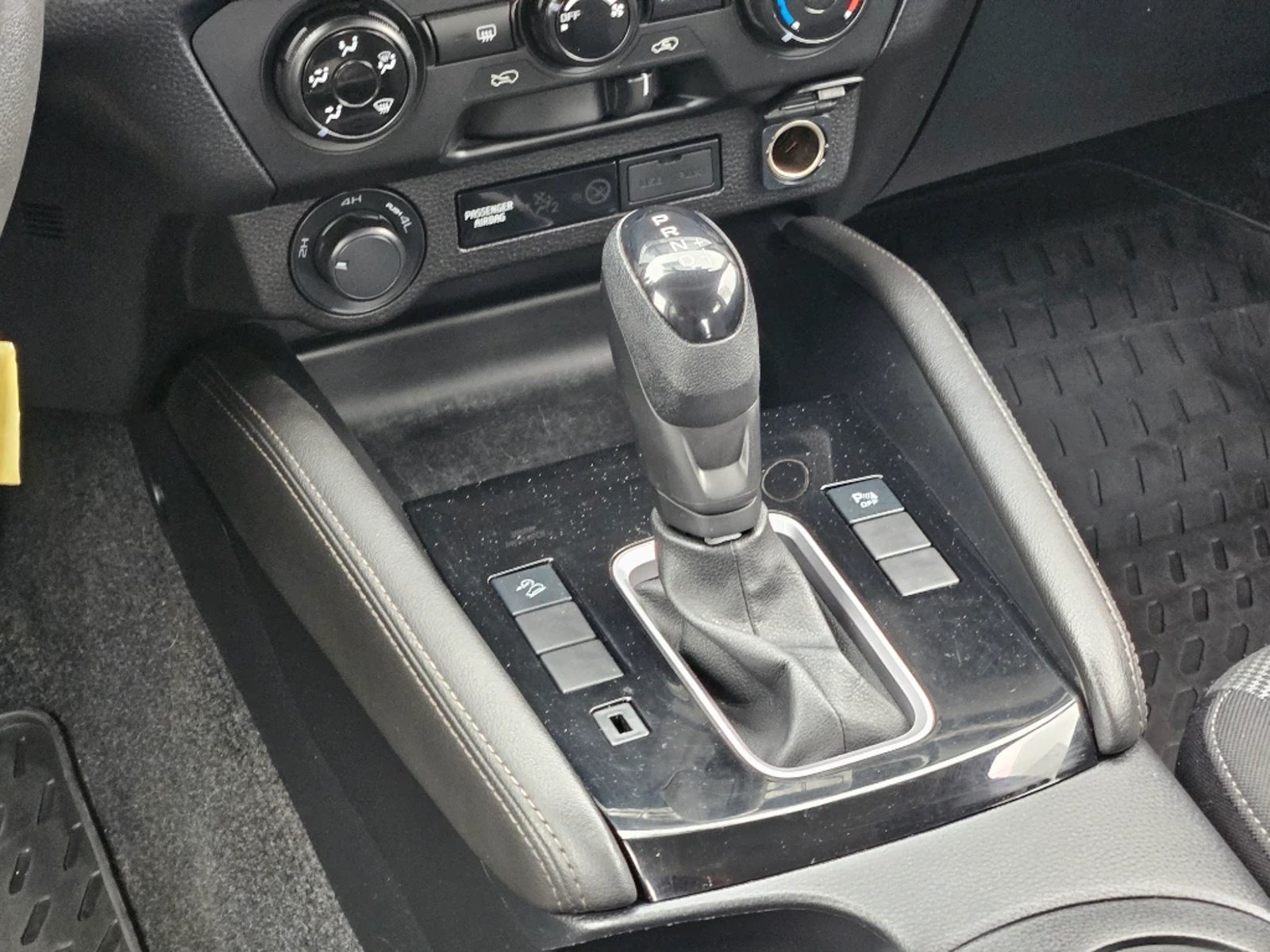 Mazda Bt-50 2024 - Imagen 16 de 20