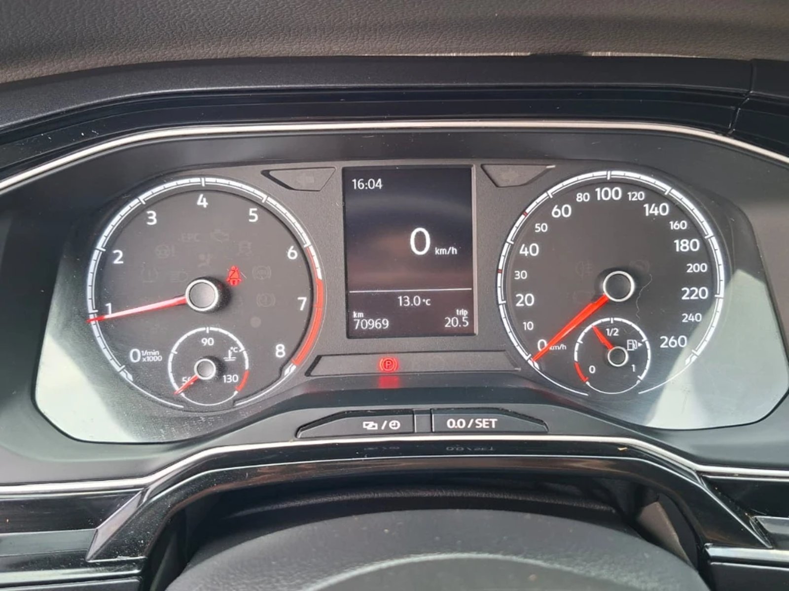 VOLKSWAGEN VIRTUS 2023 - Imagen 18 de 20