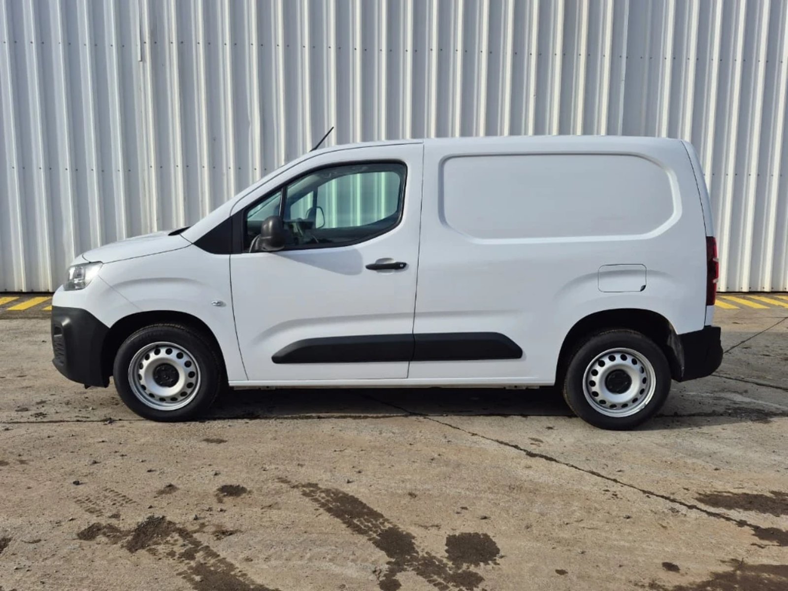 Citroën Berlingo 2024 - Imagen 9 de 20