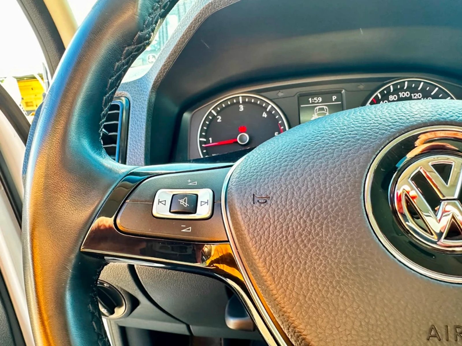 Volkswagen Amarok 2023 - Imagen 17 de 20