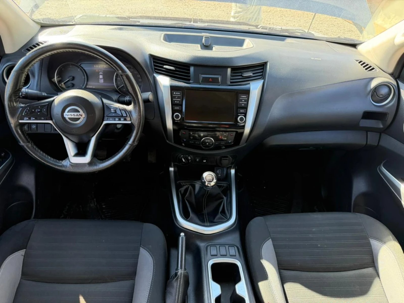 NISSAN NAVARA 2023 - Imagen 10 de 20