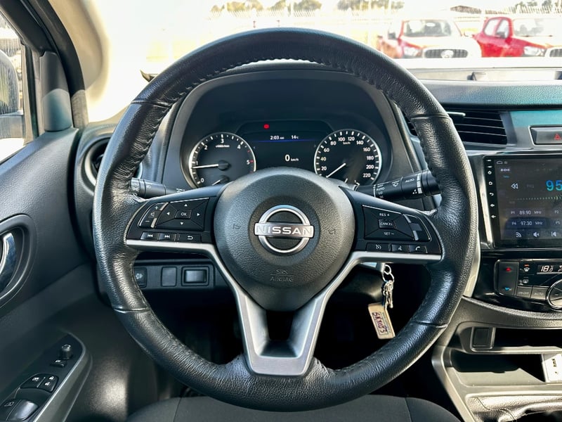 Nissan Navara 2023 - Imagen 15 de 20