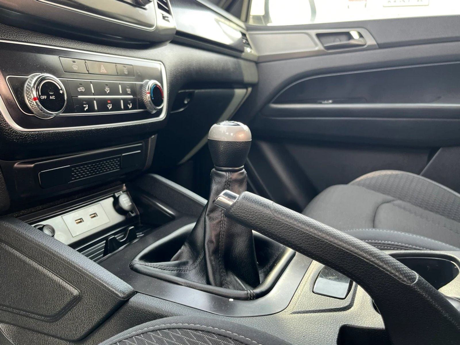 SSANGYONG GRAND MUSSO 2023 - Imagen 20 de 20