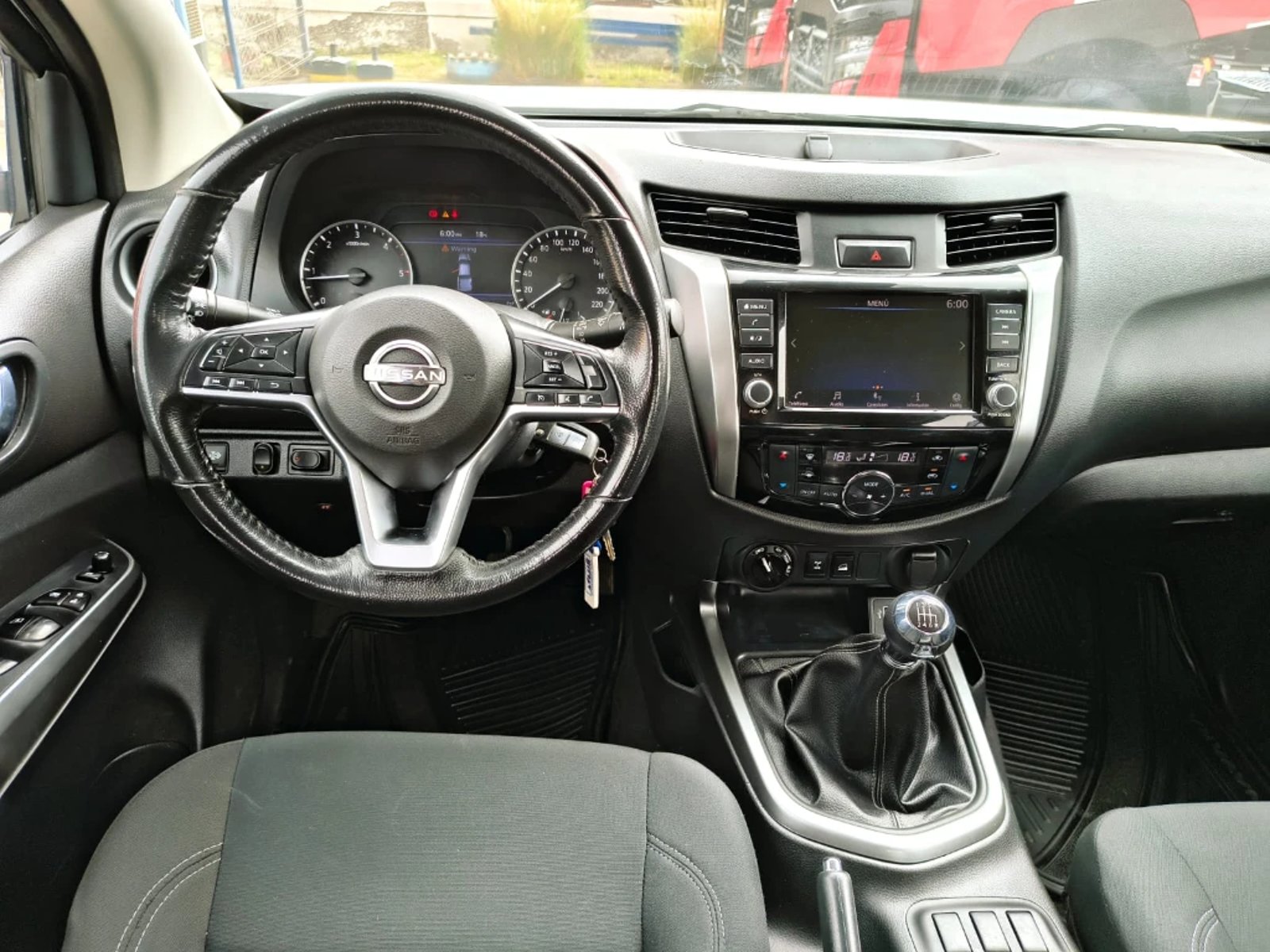 NISSAN NAVARA 2023 - Imagen 16 de 20