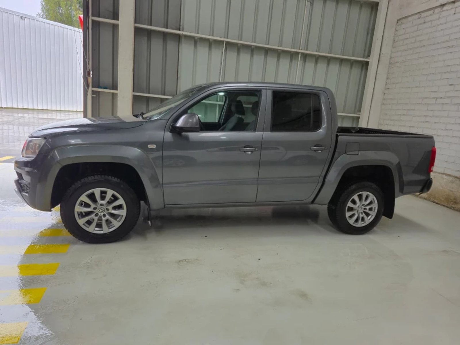 Volkswagen Amarok 2023 - Imagen 8 de 20