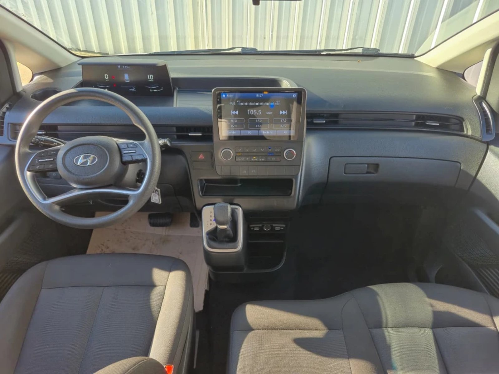 Hyundai Staria furgón 2024 - Imagen 11 de 20
