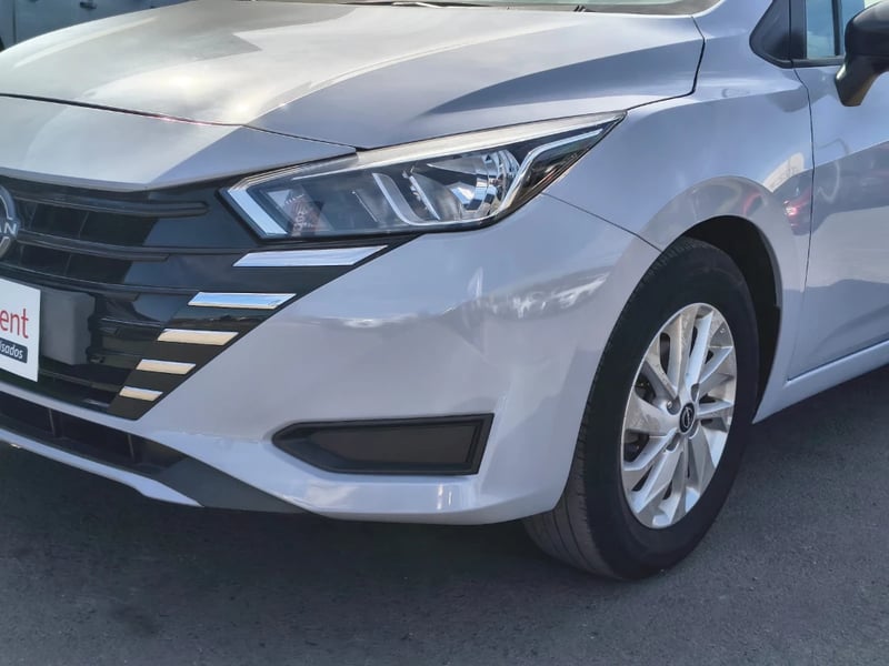 Nissan Versa 2024 - Imagen 8 de 20