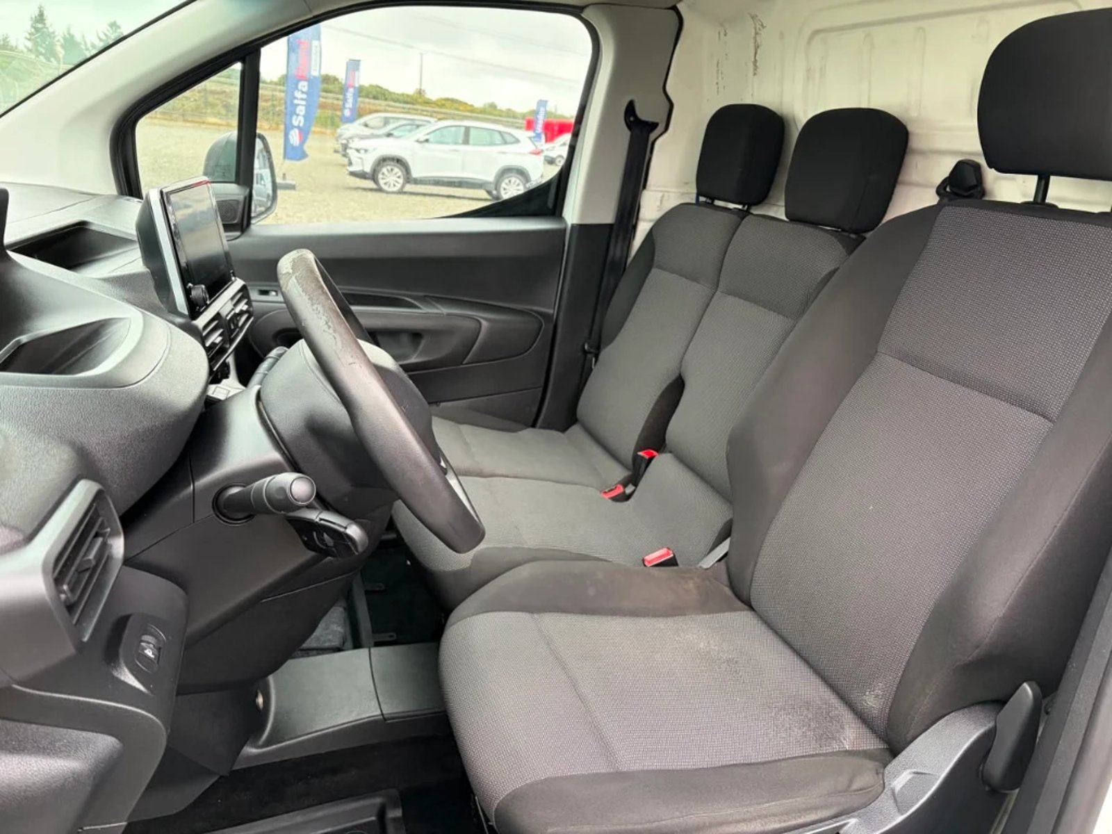 PEUGEOT PARTNER 2022 - Imagen 13 de 20