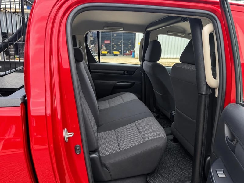 Toyota Hilux 2024 - Imagen 11 de 20