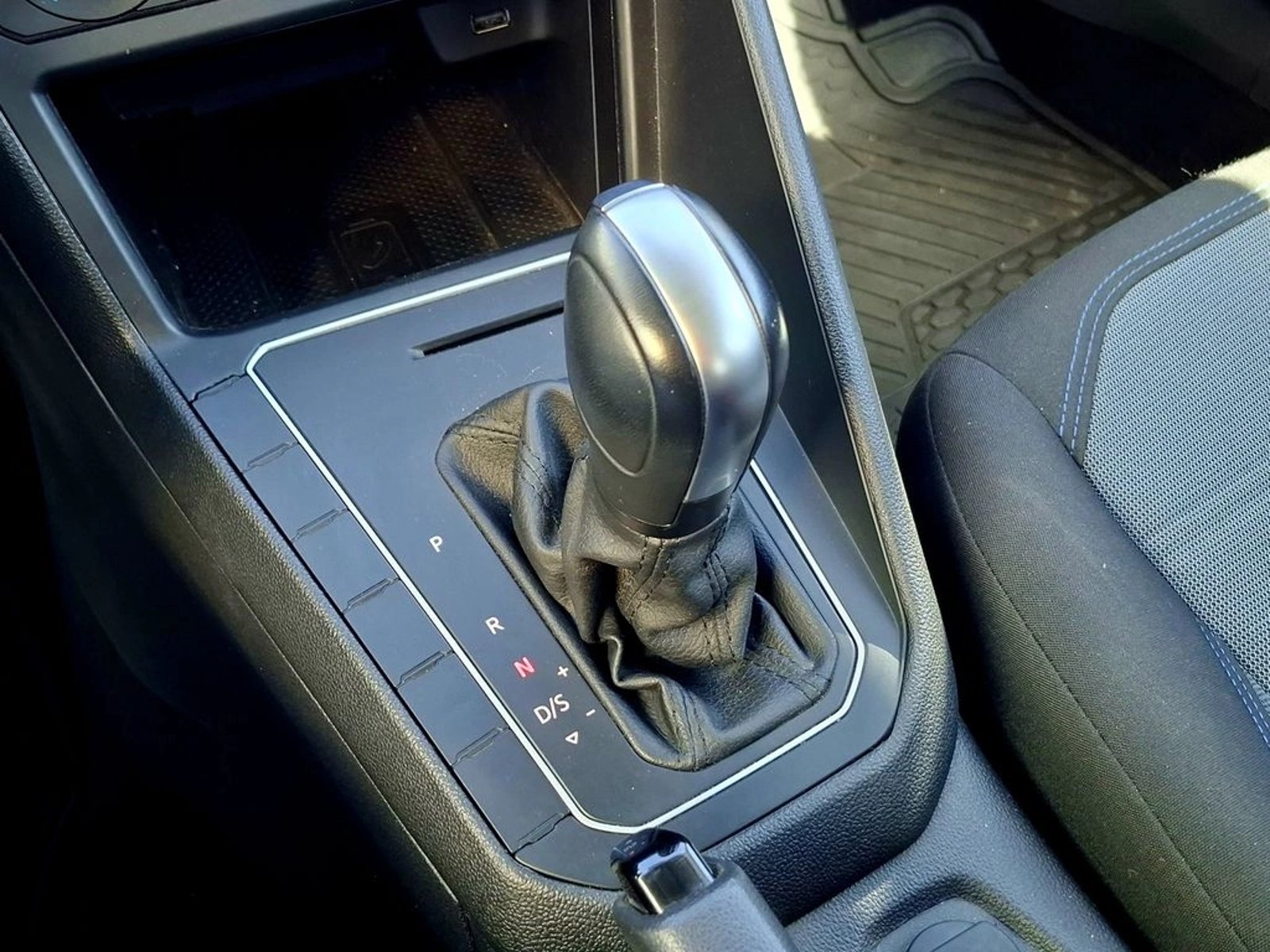 VOLKSWAGEN NIVUS 2023 - Imagen 19 de 20